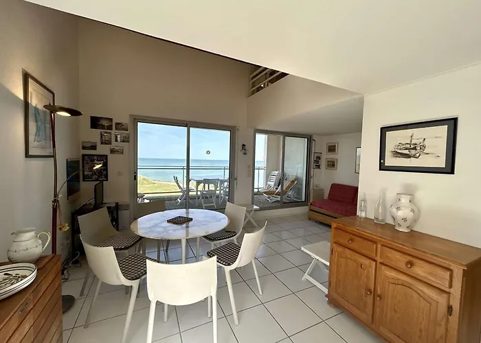 En Duplex Avec Terrasses, Vue Ocean Et Parking A - Fr-1-494-216 * Royan